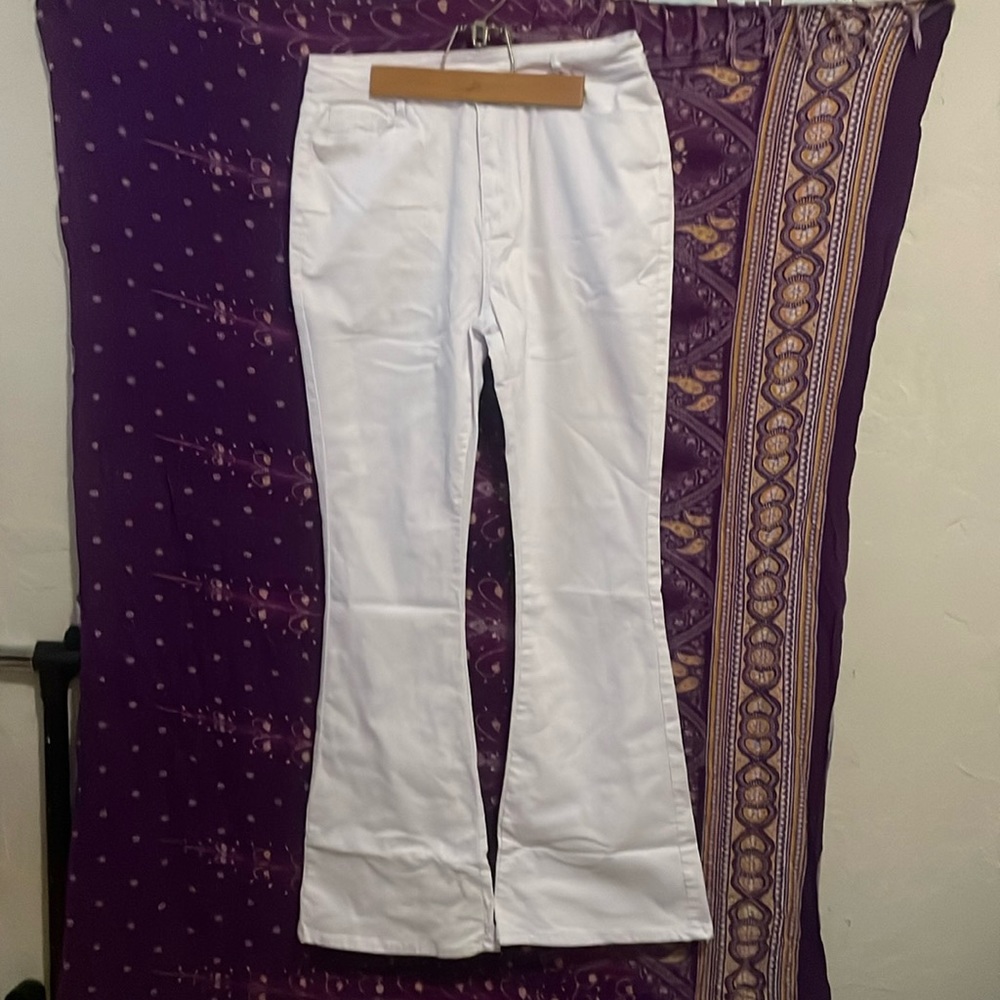 White bootcut pants Amazon essential